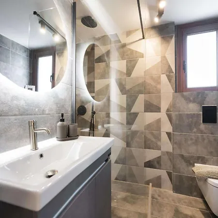 Antonis Petros Sivota